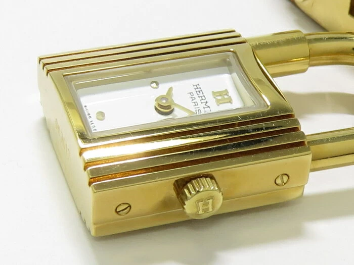 HERMES Kelly Watch Women's Ostrich Gold Hardware □ B Engraved