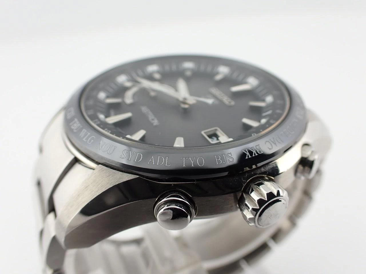 Seiko Astron 8X series world time titanium SBXB085 (8X22-0AG0-2) 