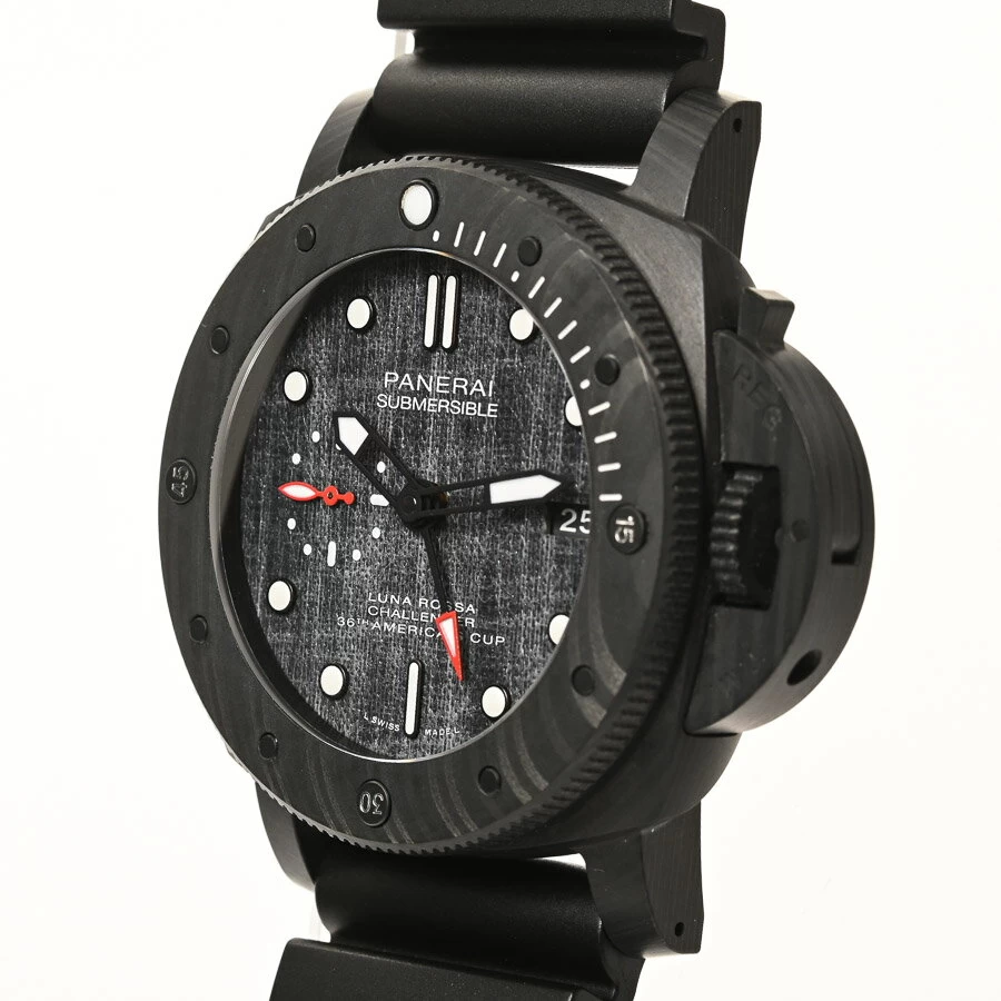 A product Panerai Submersible Luna Rossa PAM01039 V number black 