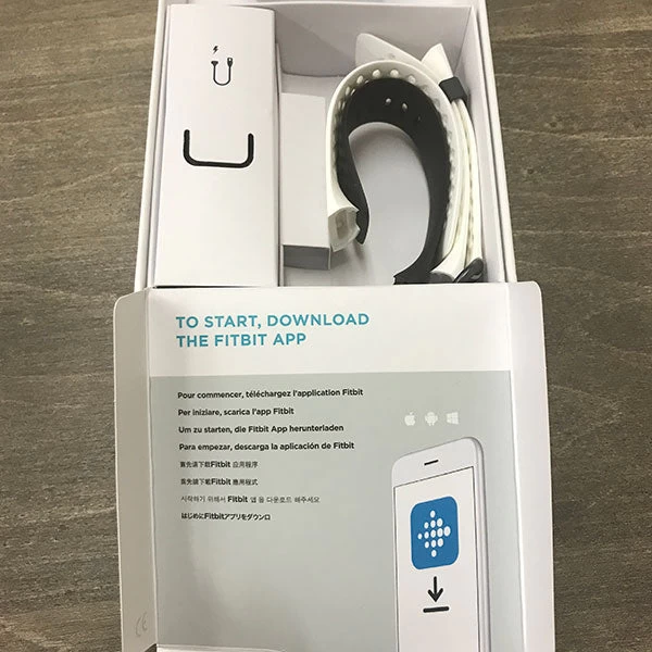Fitbit Fitbit Charge 3 FB410GMWT-CJK unisex